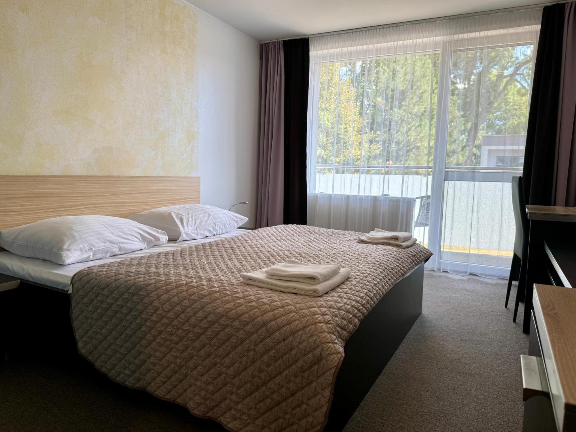 Termaly Male Bielice Hotell Partizánske Eksteriør bilde